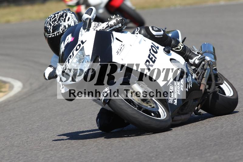 Archiv-2022/50 09.08.2022 MSS und TÖFF Track Day ADR/Gruppe rot/44
